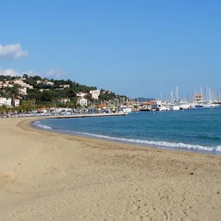 Le Lavandou, 2 Pièces, 4 Personnes - Fr-1-251-399 *